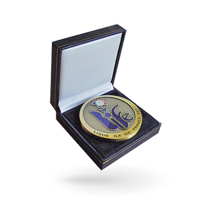 Médaille sport personnalisée gravée - AHK Productions